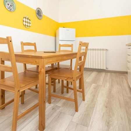 Appartamento Piombo Giallo - Affitti Brevi Italia Janov Exteriér fotografie
